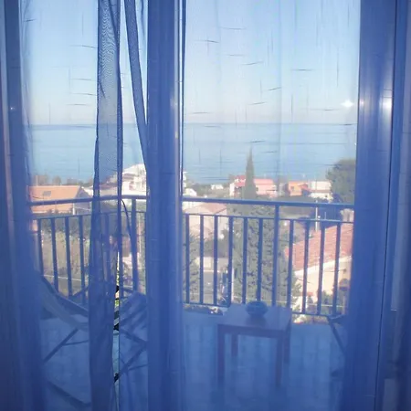 Appartement N°1 *